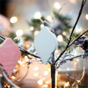 Flat Round Ornament With Wire (Carton Of 24)