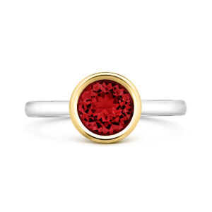 18ct Yellow and White Round Garnet Rub Set Ring