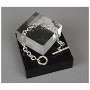 Toggle Clasp Charm Bracelet Halm