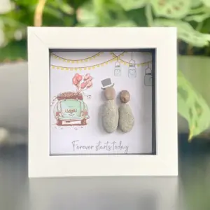 Mini Pebble Artwork Gift - Wedding | White Frame Decor