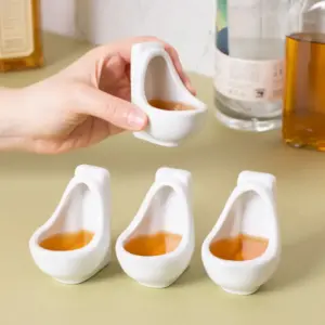 Urinal Shaped Shot Glasses Set - Novelty Party Drinkware