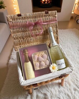 Fizz and Strawberry Chocolates with Prosecco