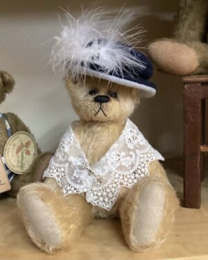 Dennbeary "Marie" Signed 1 of 1 Mohair Bear with Hat and Shawl by Penny Roberts