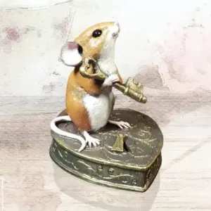 Richard Cooper 260BR Key to your Heart - Cold Cast Bronze Mouse on Padlock