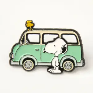 Magpie MA1805 Peanuts Snoopy Enamel Pin - Camper