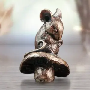 Richard Cooper 2045 Butler and Peach Miniature Bronze Mouse on Toadstool