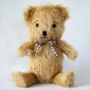 Canterbury Bears Miu-Miu - Golden Jointed Mohair Bear with Spotty Bow